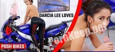 [TmwVRnet] Darcia Lee (Posh Bikes and Big Cocks) [Samsung Gear VR] (2K UHD 1440p, 2.05 GB)