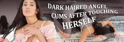 [TmwVRnet] Darcia Lee (Dark Haired Angel Cums After Touching Herself / 03.05.2018) [Oculus] (2K UHD 1920p, 2.25 GB)