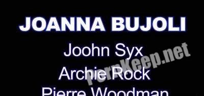 [WoodmanCastingX] Joanna Bujoli - XXXX - Dped on sofa by 2 men (03.10.2018) (SD 540p, 482 MB)