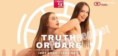 [VirtualRealPorn] Izzy Lush, Lena Reif & Steve Q (Truth or dare / 12.12.2018) [GearVR] (UltraHD 4K 2160p, 5.91 GB)