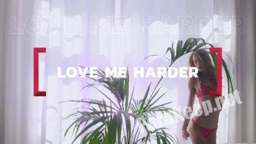 [Ultrafilms] Adelle Unicorn - Love Me Harder (2019-02-04) (FullHD 1080p, 538 MB)