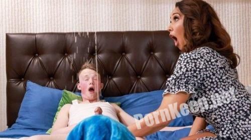 [MommyGotBoobs, Brazzers] Isis Love, Jimmy Michaels (Fucking The New Maid) (FullHD 1080p, 790 MB)