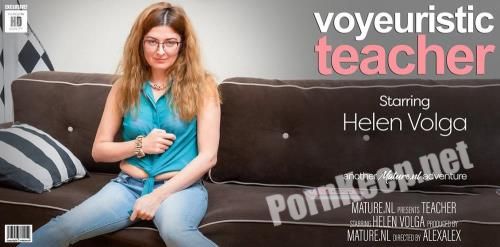 [Mature.nl] Helen Volga (46) - Voyeuristic teacher plays with her hairy pussy (FullHD 1080p, 705 MB)