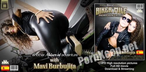 [Mature.nl] Joel Cobretti (29), Mavi Burbujita (EU) (52) - Mavi Burbujita is naughty biker MILF that gets hot from young bad boys / 14592 (FullHD 1080p, 1.24 GB)